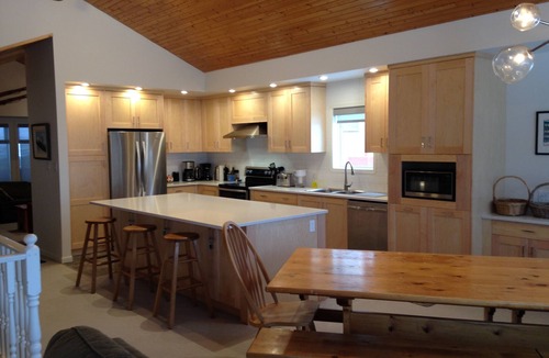 Silver Star Mountain Ski Chalet | The 'Great Escape' Ultimate Ski-in-ski-out Winter Holiday and Summer Retreat