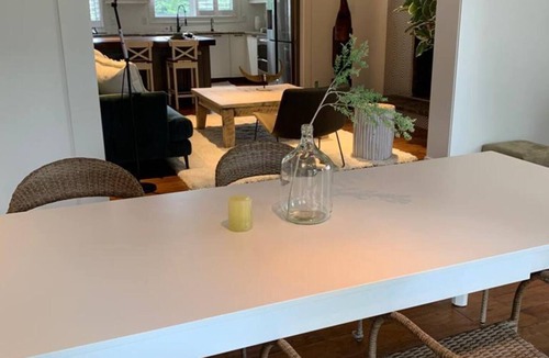 Springbank Apartment | The Great Grizzly Getawaynn