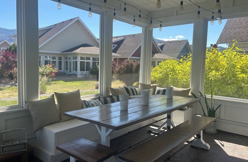 Osoyoos Cottage | The Grey Turtle Cottage