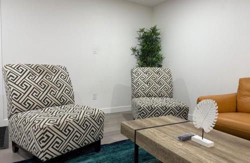 West Edmonton Villa | THE GUEST HOUSE WEST EDMONTON Mall