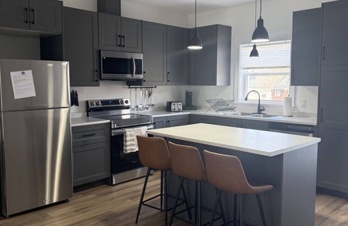 East Hants House | The Hub in Lantz Modern 2Brdm w/working space and BBQ