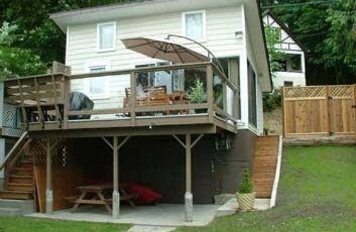 Shawnigan Lake House | The Lake House - Water Front Property