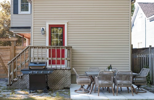 Prince Edward House | The Logan Garden Suite | Picton | 3 Bedrooms
