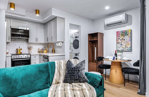 Grange Park Hotel | The Mccaul Basement Stay Near Chinatown