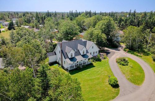 Cavendish House | The Montgomery
