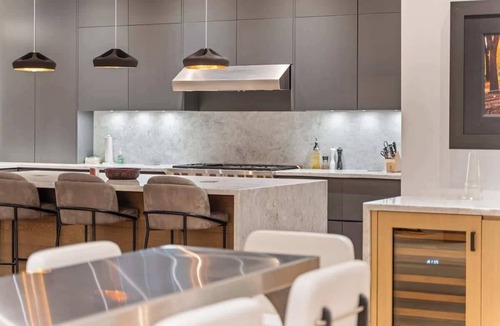 Whistler Creekside House | The Mountaintop at Kadenwood | Ski in Ski out