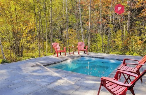Pont-Rouge House | The North Star of Portneuf - Private SPA in forest