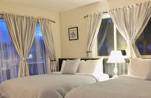 Radium Hot Springs Hotel | The Piccadilly Motel
