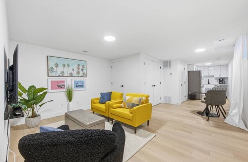 Northwest Edmonton Condo | The Pop Spot | 10 Min to Rogers | Blocks to 124st