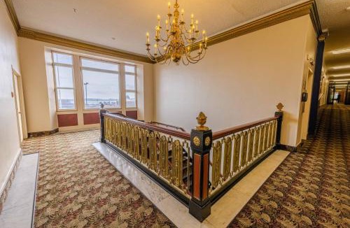 Thunder Bay Hotel | The Prince Arthur Hotel