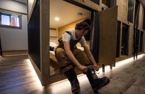 Fernie Hotel | The Raging Elk Adventure Lodging