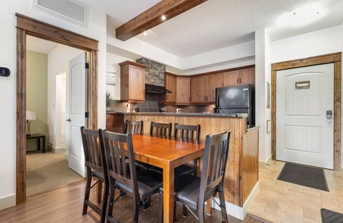 Radium Hot Springs Apartment | The Sable Forest Side | Pool | Hot Tub | Top Floor