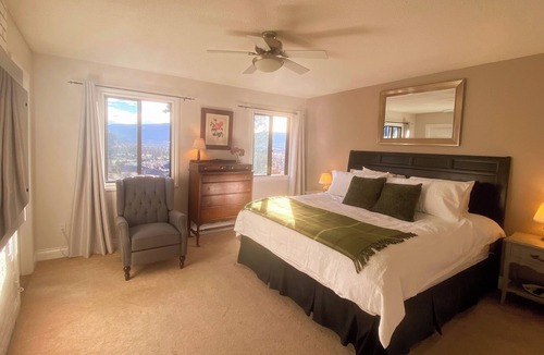 Central Okanagan Bed & Breakfast | The Susie Pearl Bed & Breakfast