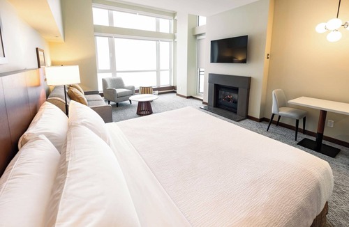 Revelstoke Resort | The Sutton Place Hotel Revelstoke Mountain Resort