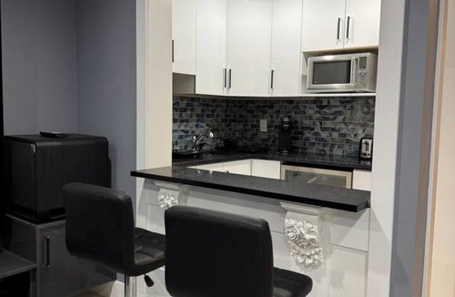 Delta Apartment | The Theatre Suite