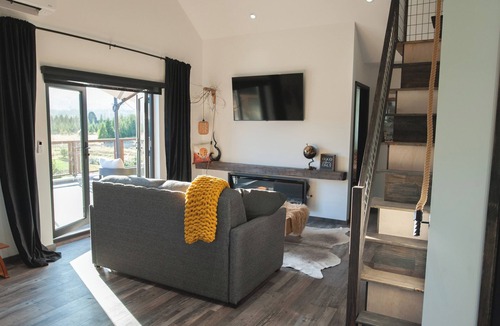Regional District of Nanaimo House | The Truffle Hut Parksville