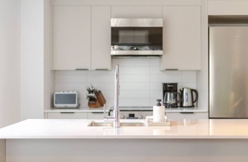 Sainte-Marie Apartment | The Velvet Loft Montréal