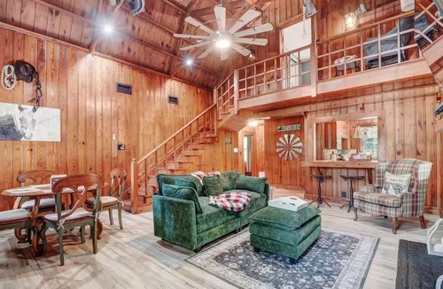 Rocky Mount House | The Whimsical Barn