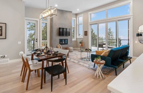 McKinley House | This townhouse is a 2 bedroom(s), 2.5 bathrooms, located in Kelowna, BC.