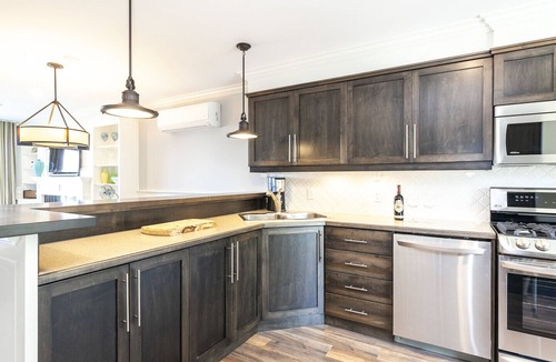 Collingwood House | Thoroughly sanitized - Luxury Waterfront Townhouse