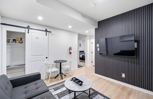 Calgary Apartment | Three Bedroom Basement Suite