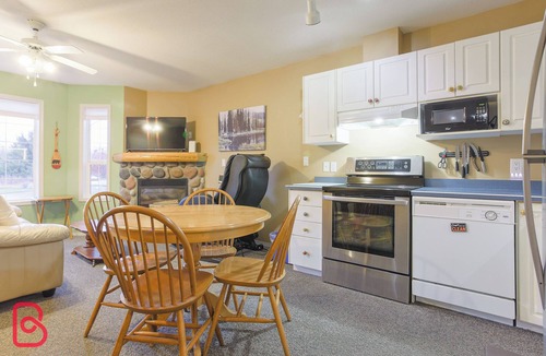 Fernie Apartment | Three story townhouse/Great location