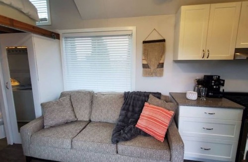 Hatzic House | Tina the Tiny House