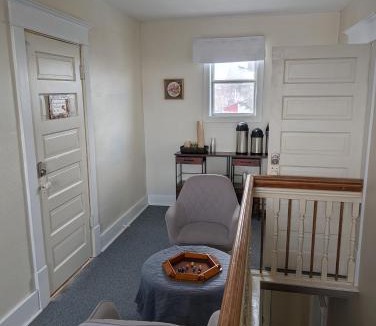 Castor Bed & Breakfast | Tiny Herd Guest Ranch
