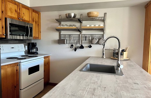 Silver Star Mountain Condo | Top floor studio condo at Creekside - pet friendly, views, close to trails