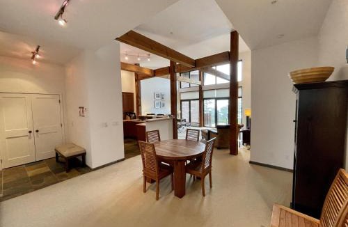 Ucluelet Apartment | Top-Floor Villa With Pacific Ocean Views Bbv