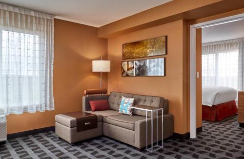 Fort McMurray Hotel | TownePlace Suites by Marriott Fort McMurray