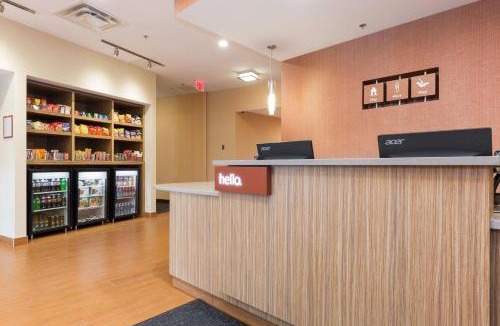 Southwest Edmonton Hotel | TownePlace Suites by Marriott Edmonton South