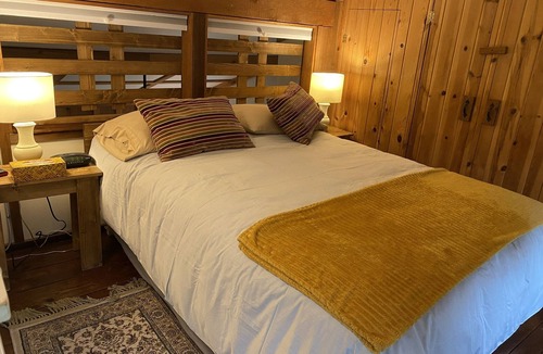 Courtenay House | Tranquil country cottage near Courtenay and Mt Washington