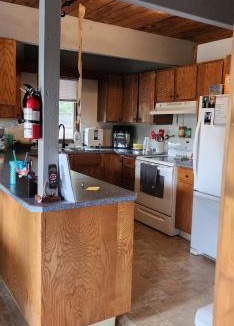 Grand Forks House | Tranquil Farmhouse Retreat Near Grand Forks, BC