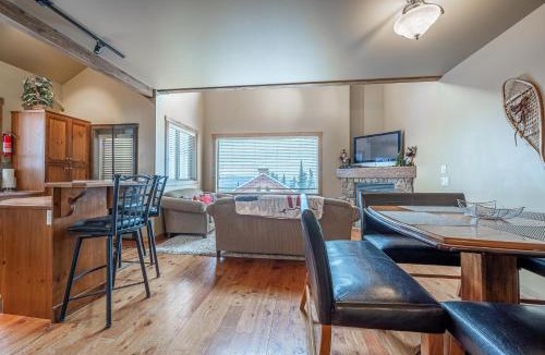 The Forest Apartment | Trapper's Lodge - 4 Bd w Great View, Private Hot Tub