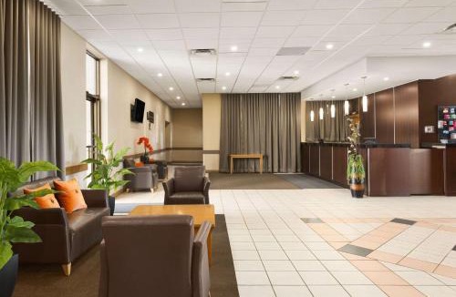 West Edmonton Hotel | Travelodge by Wyndham Edmonton West
