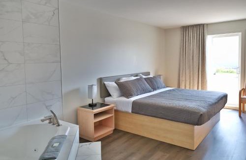 Mascouche Hotel | Travelodge by Wyndham Mascouche