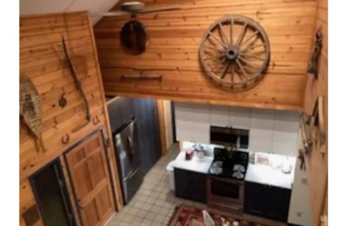 Scaly Mountain Cabin | Tree House on Chestnut
