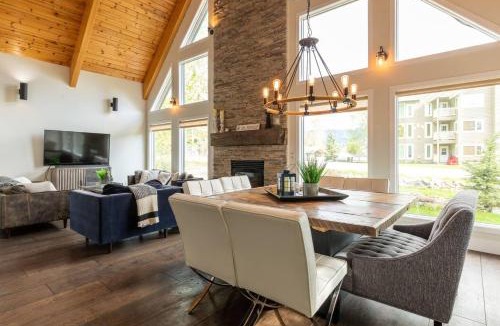 Fernie Ski Chalet | True North Chalet by Fernie Central Reservations