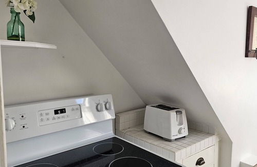Pembroke Apartment | TTR - Dover (Apartment)