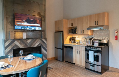 Banff Cabin | Tunnel Mountain Resort
