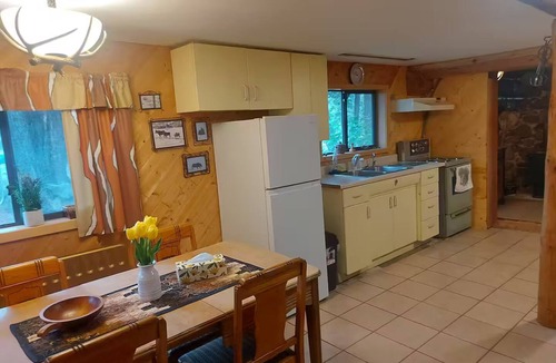 Rock Creek Cabin | Twilight Meadows Cabin