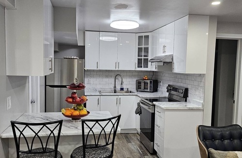 London House | Two Bedrooms Basement Apartment nearWestern University and University Hospital