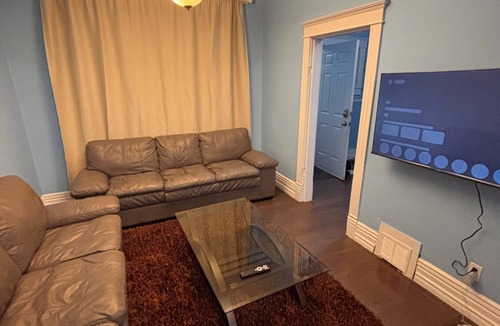 Winnipeg House | Two story House: 3 Bed room 1/5 Bathroom