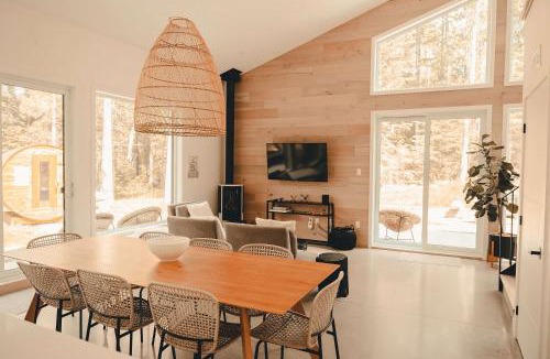 Morin Heights Ski Chalet | Two Zen Houses 3 & 7 - Villas and Spas