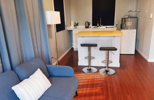 Sliammon Apartment | U4 Seaside Serenity: Seal Bay Glamping Retreat