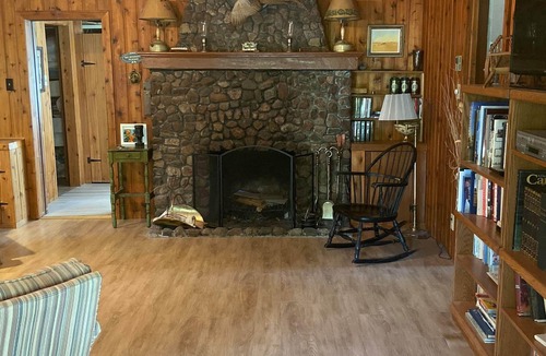 Victoria Beach Cottage | Unique Beach Experience