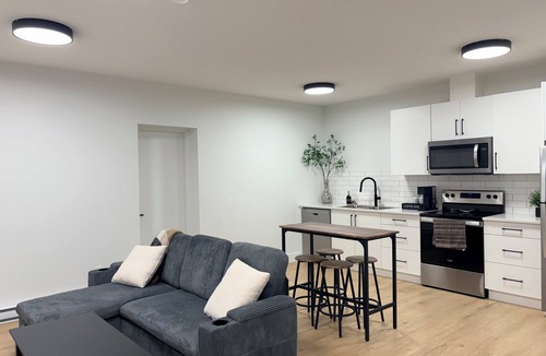 Central Okanagan House | Upscale 1BR Suite in New Build | Nature Escape