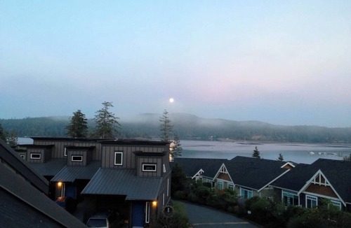 Sooke House | Upscale Sooke Vacation Rental - Luxury Vaction Rental in Sooke