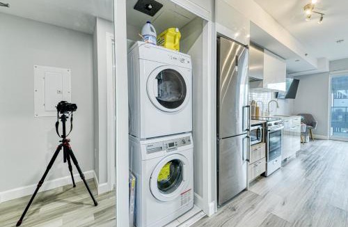 Garden District Apartment | Urban Serenity Studio Suite - Downtown